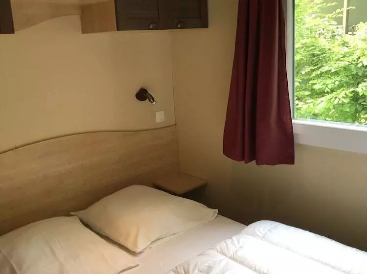 ホテル Camping Du Pas Des Biches