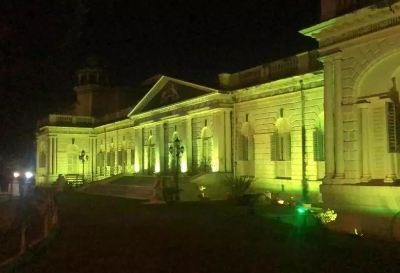 ホテル Cossimbazar Palace Of The Roys