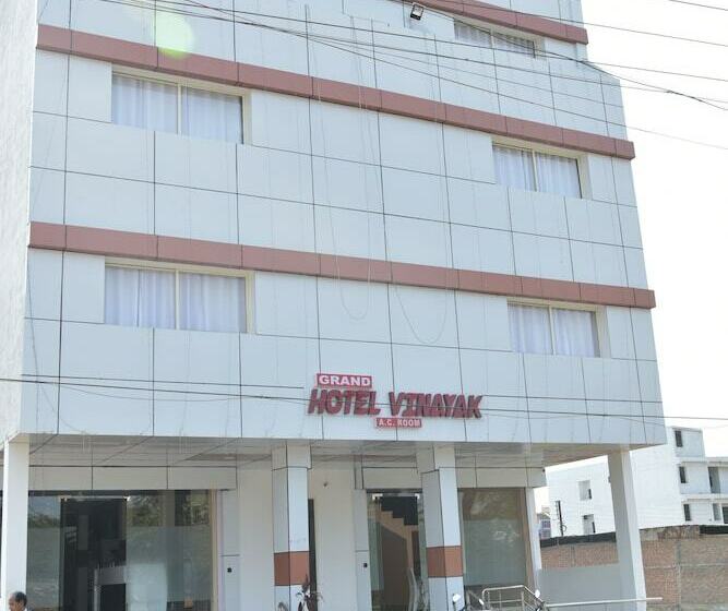 Grand Hotel Vinayak