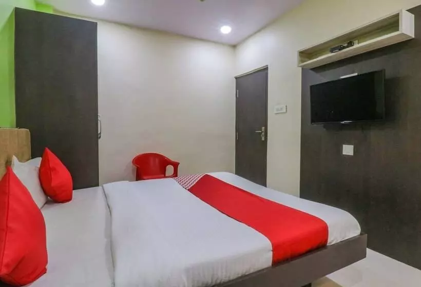 ホテル J J Residency By Oyo Rooms