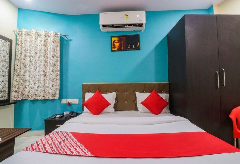 ホテル J J Residency By Oyo Rooms