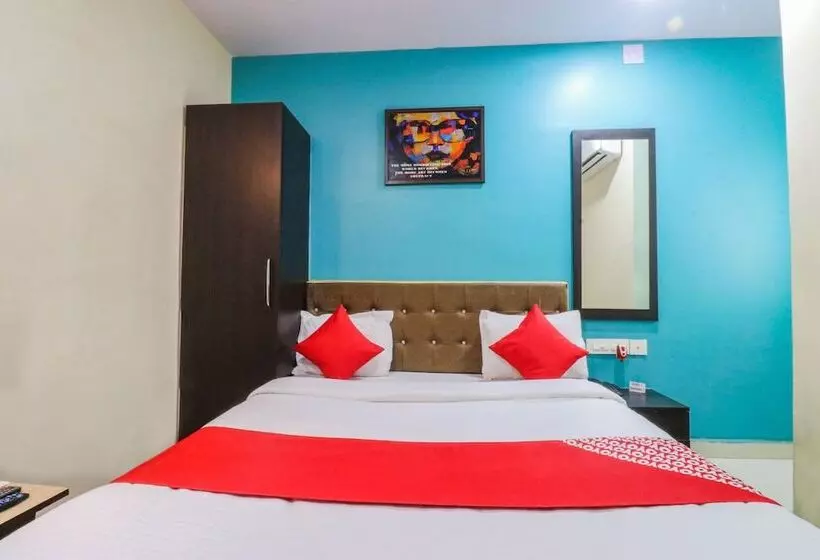 ホテル J J Residency By Oyo Rooms