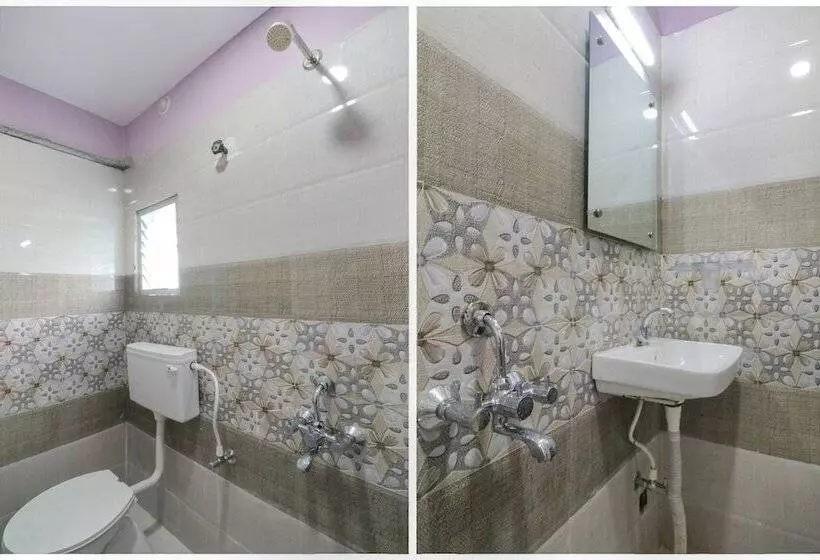 ホテル J J Residency By Oyo Rooms