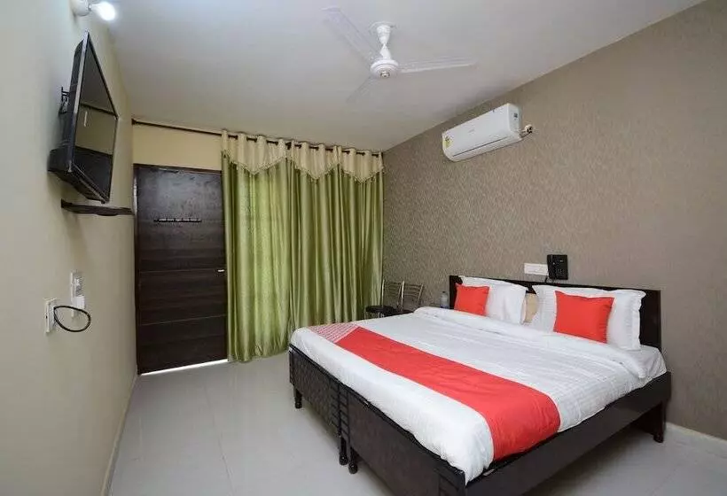 هتل King Palace By Oyo Rooms