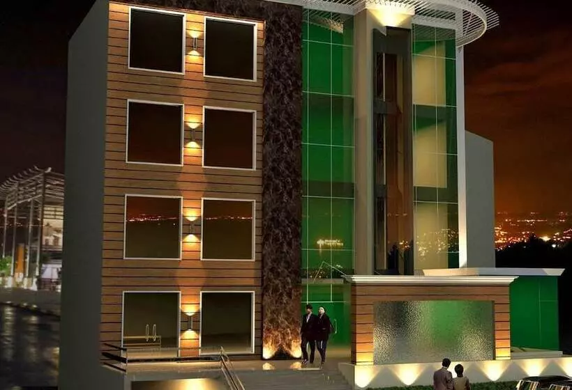 Hotelli New York Plaza Una