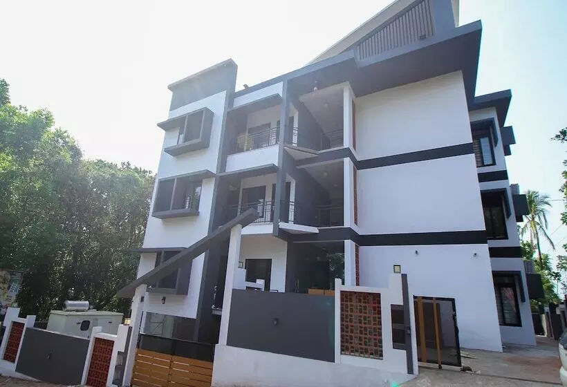 ホテル Oyo 28711 Structural Homes Nesr Emea