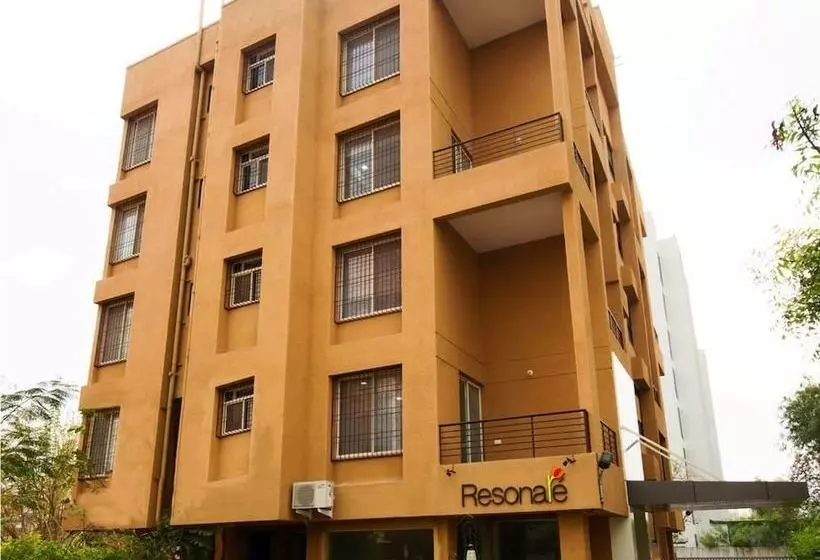 Hotelli Resonare Hospitality Services Llp