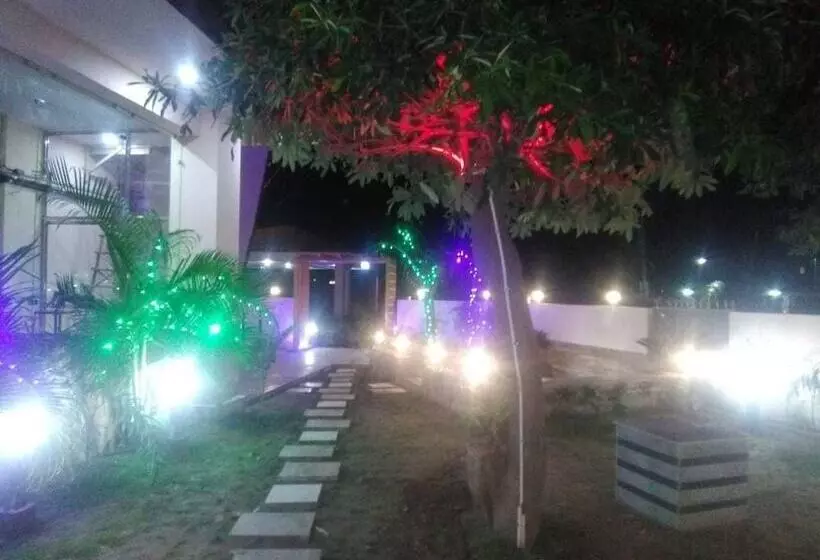 Hotel Seven Star