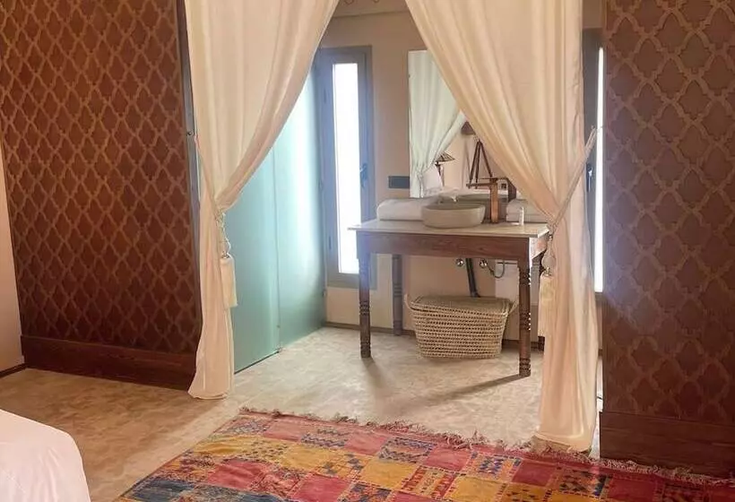 Hotelli The White Camel Lodge