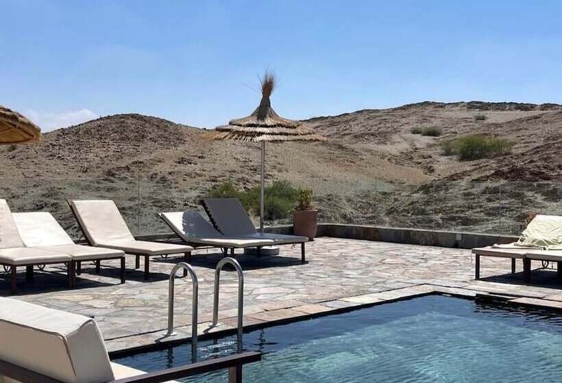 Hotel The White Camel Lodge