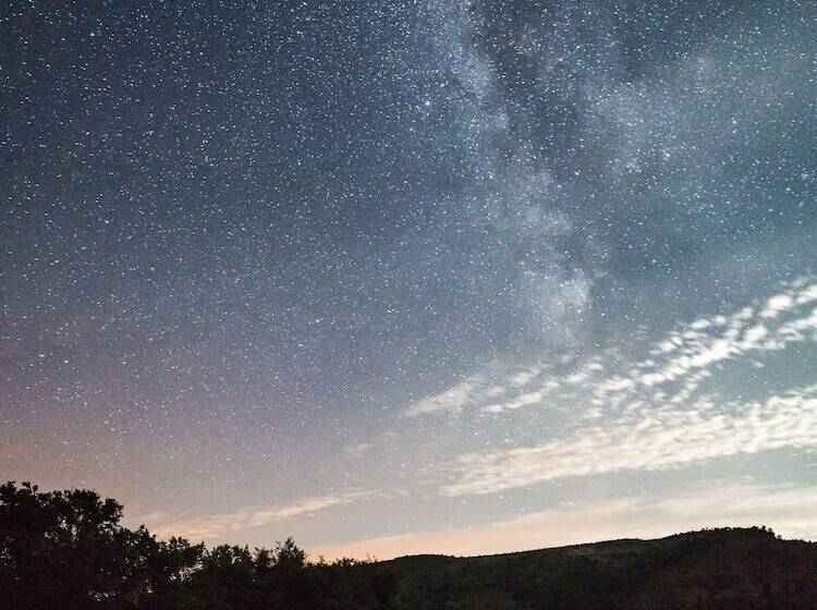 酒店 Verdon Yourtes Camping à La Ferme
