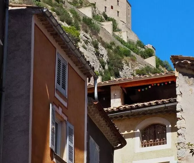 ホテル Verdon Yourtes Camping à La Ferme