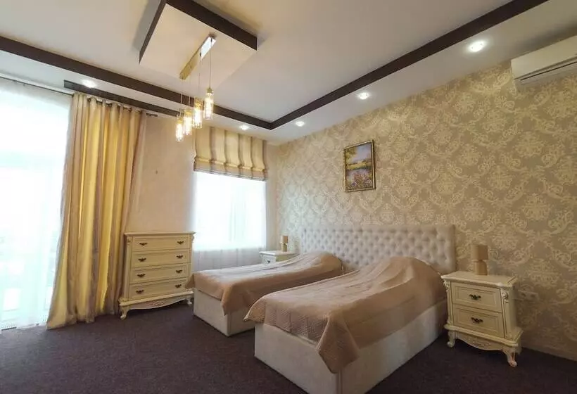 Hotelli Villa Venice