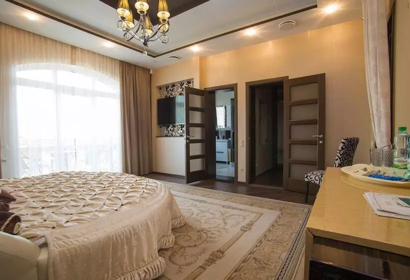 Hotelli Villa Venice