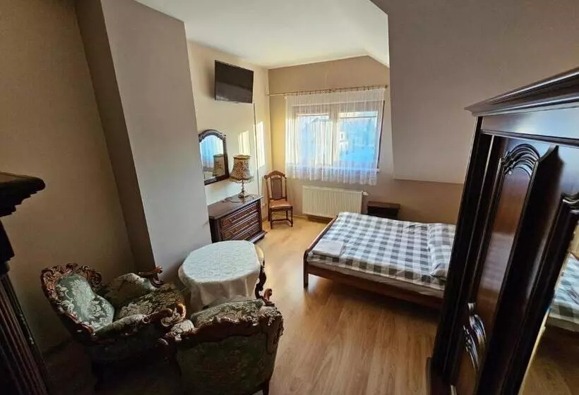 Hotelli Złota Róża