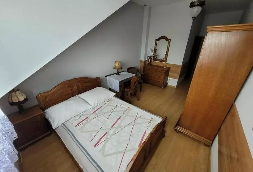 Hotelli Złota Róża