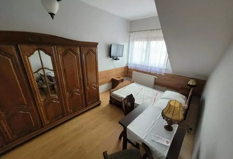 Hotelli Złota Róża