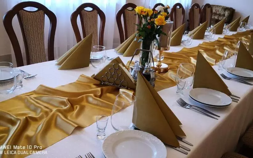 Hotelli Złota Róża