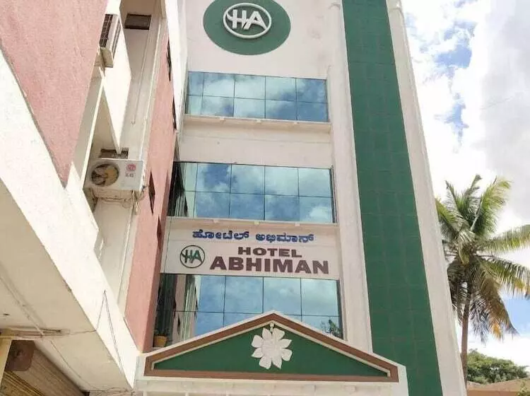 Iroomz Hotel Abhiman