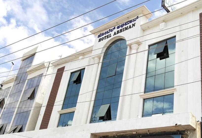 Iroomz Hotel Abhiman