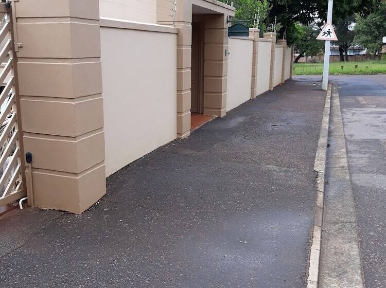 Joan S Bed And Breakfast