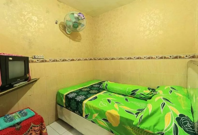 Pensió Dharmawati Homestay