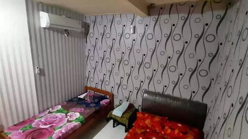 Pensió Dharmawati Homestay