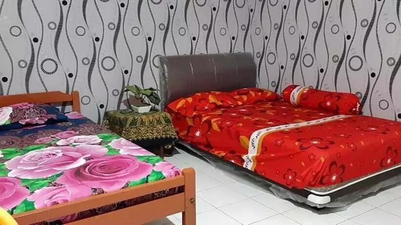Pensió Dharmawati Homestay
