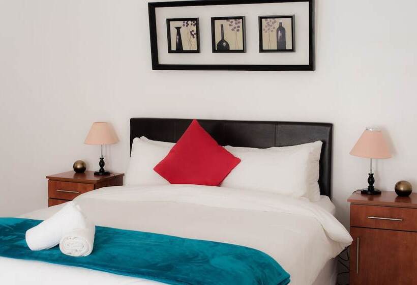 ペンション Nama White Guest House