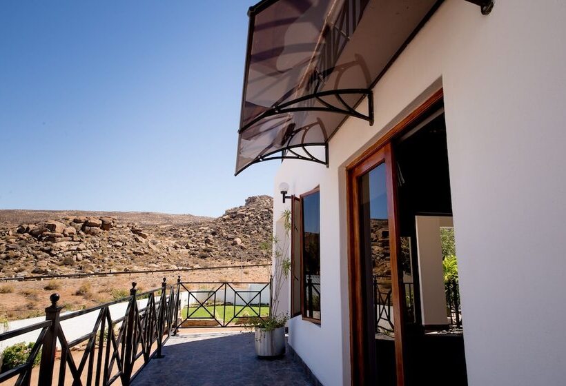 ペンション Nama White Guest House