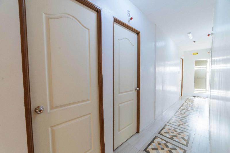 펜션 Reddoorz @ San Antonio Binan