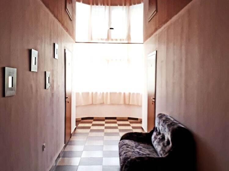 پانسیون Rodnichok Guest House