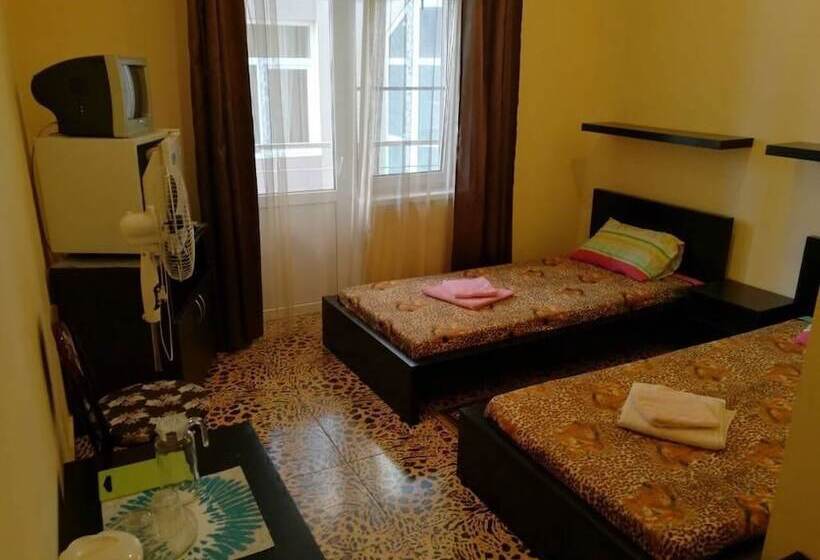 پانسیون Rodnichok Guest House