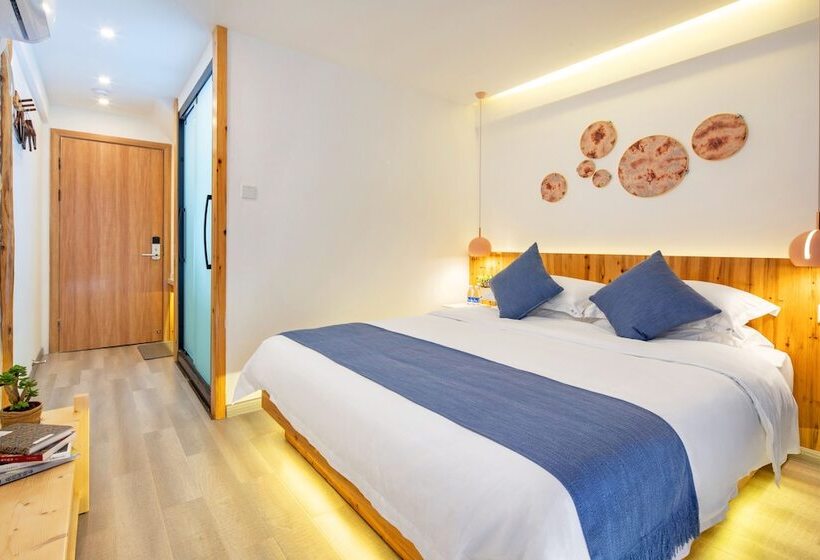 פנסיון W Lodge