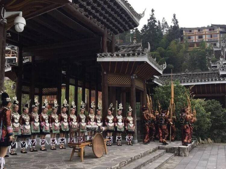 פנסיון W Lodge