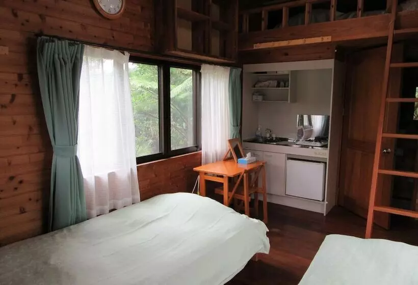 ペンション Yanbaru No Mori  Seven Hotels And Resorts