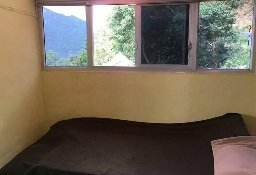 אתר נופש Pepy Tamilan Homestay