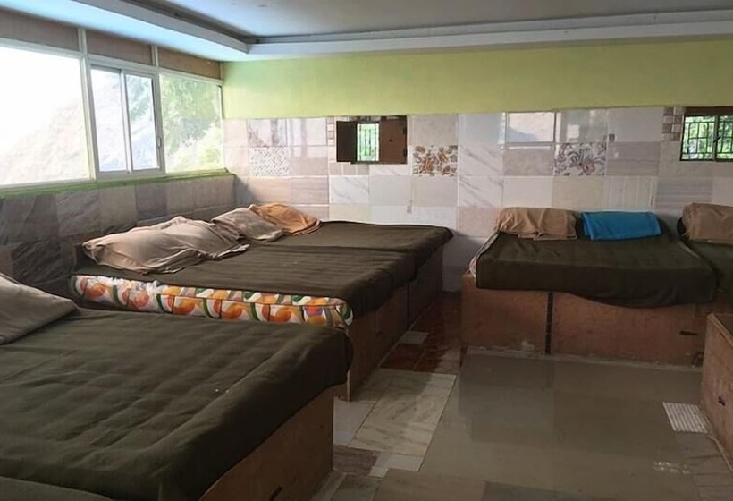 אתר נופש Pepy Tamilan Homestay