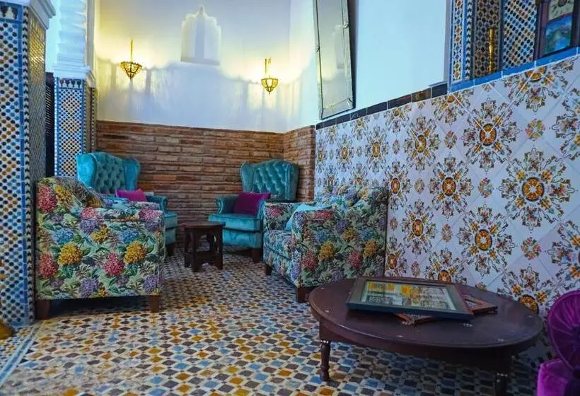 ریاض Dar Fama