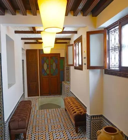 ریاض Dar Fama