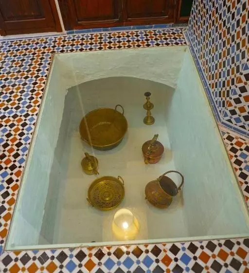 ریاض Dar Fama