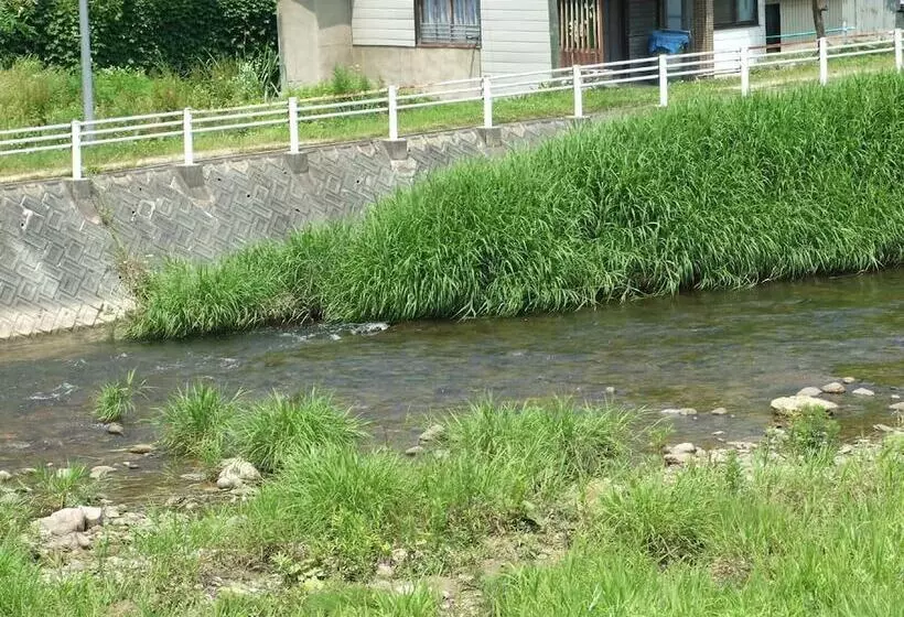 Ryokan Akakuraonsen Mogamiso