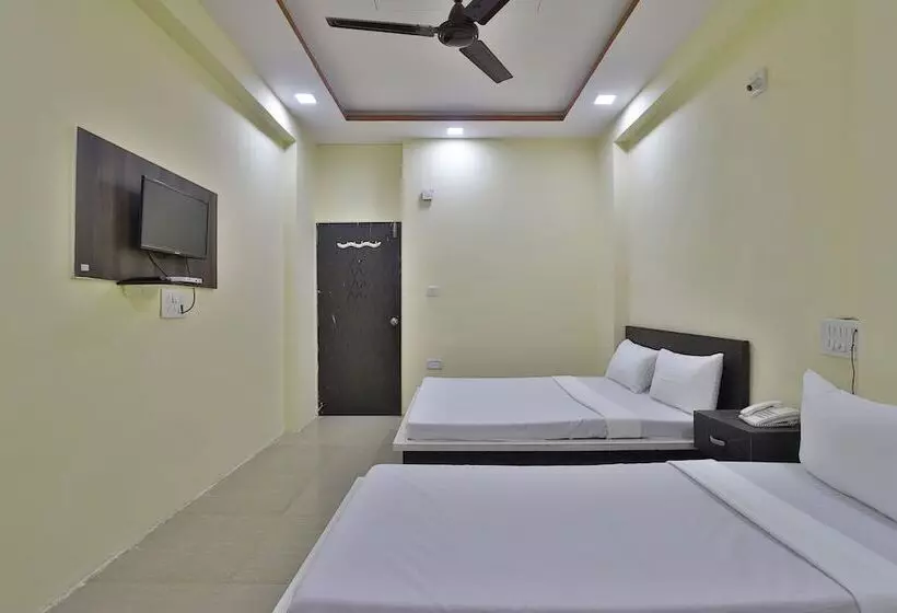 Spot On 44781 Hotel Shine Stay