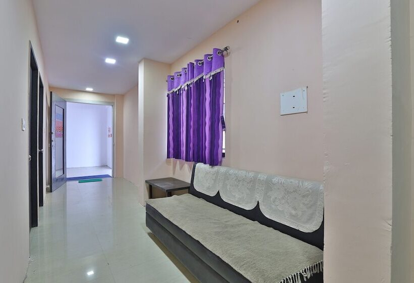 Spot On 44781 Hotel Shine Stay