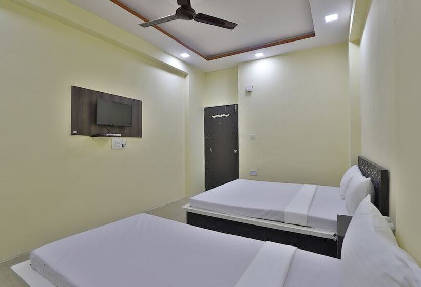 Spot On 44781 Hotel Shine Stay