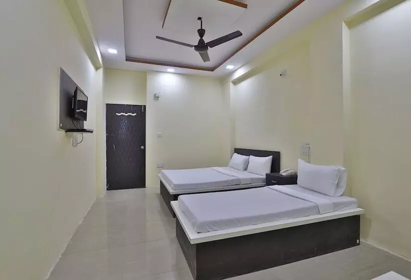 Spot On 44781 Hotel Shine Stay