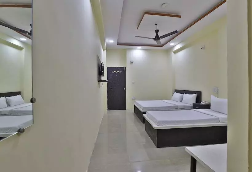 Spot On 44781 Hotel Shine Stay