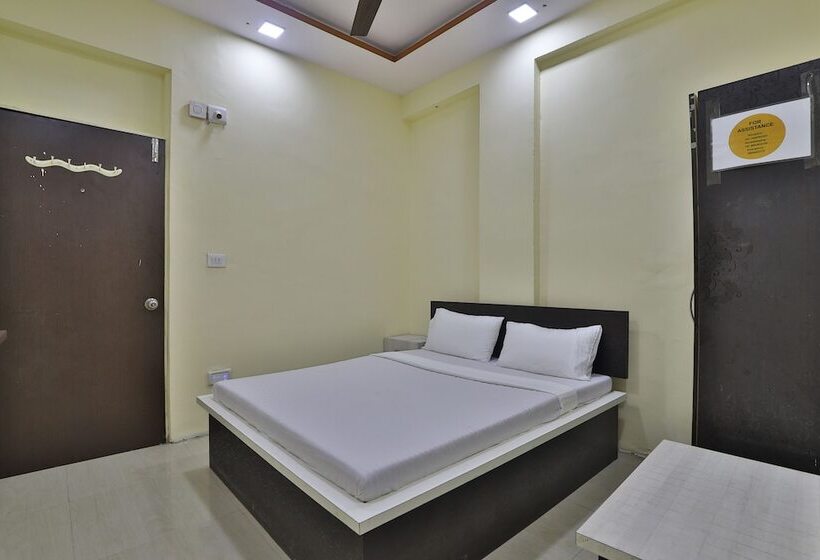 Spot On 44781 Hotel Shine Stay