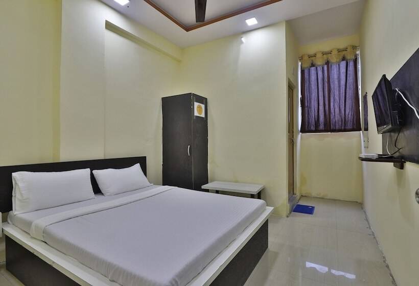 Spot On 44781 Hotel Shine Stay