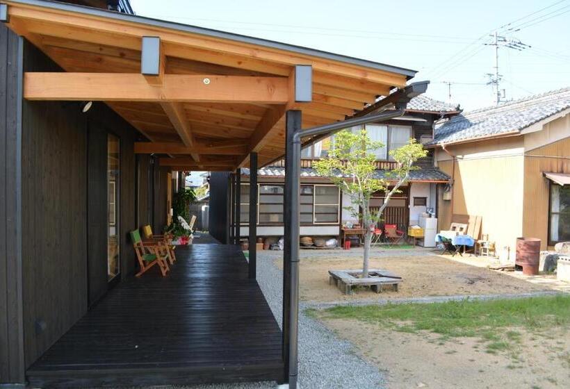 Albergue Bed N Chill Shippoya 七宝屋